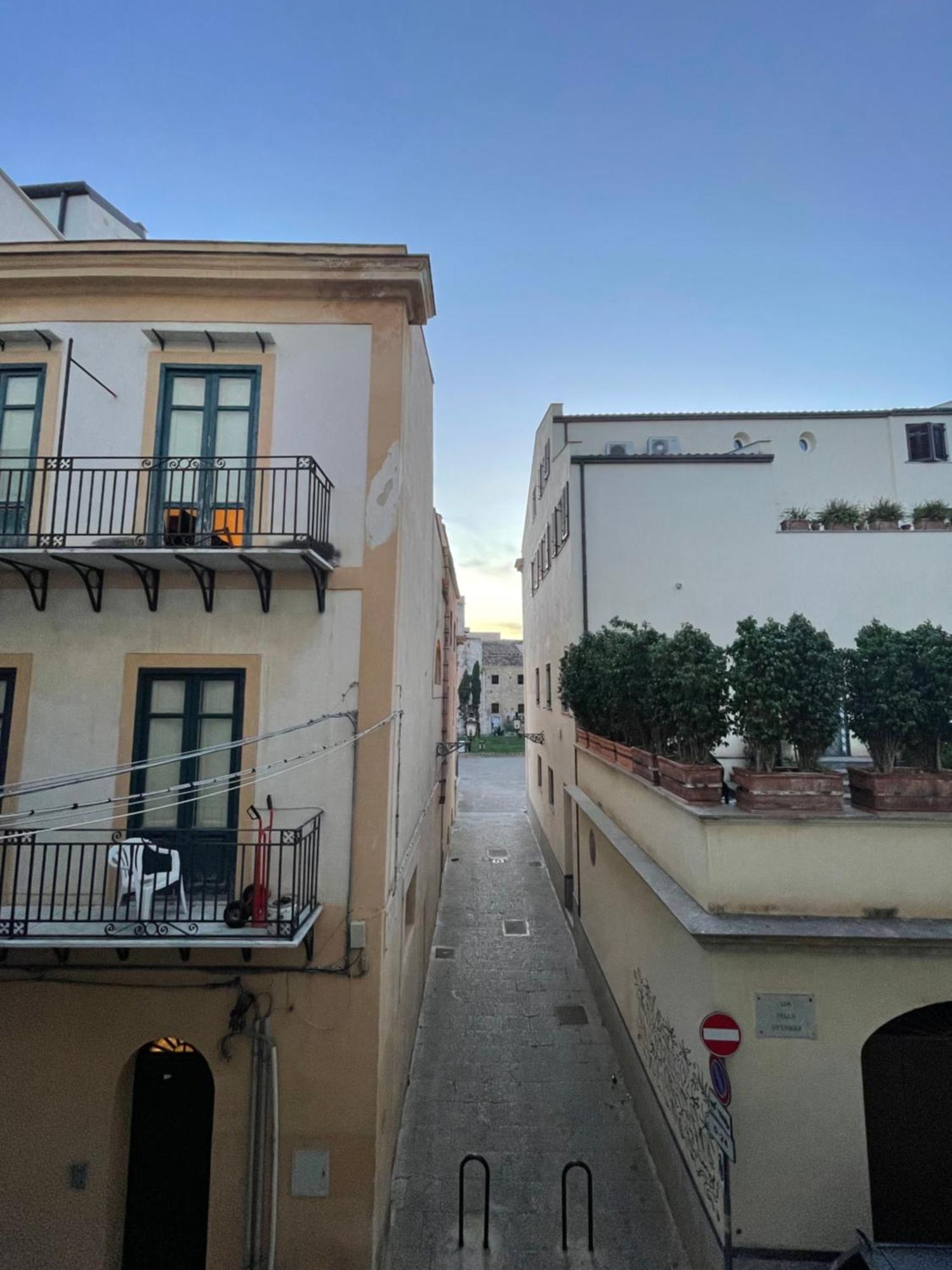 Hola House Kalsa * Palermo